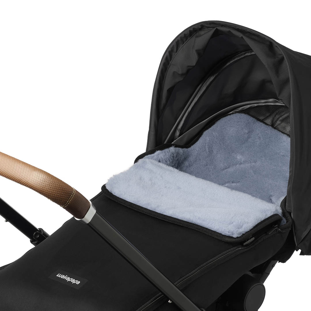 Merino Fußsack "Nero/Marina" - Schwarz/Hellblau 2.0