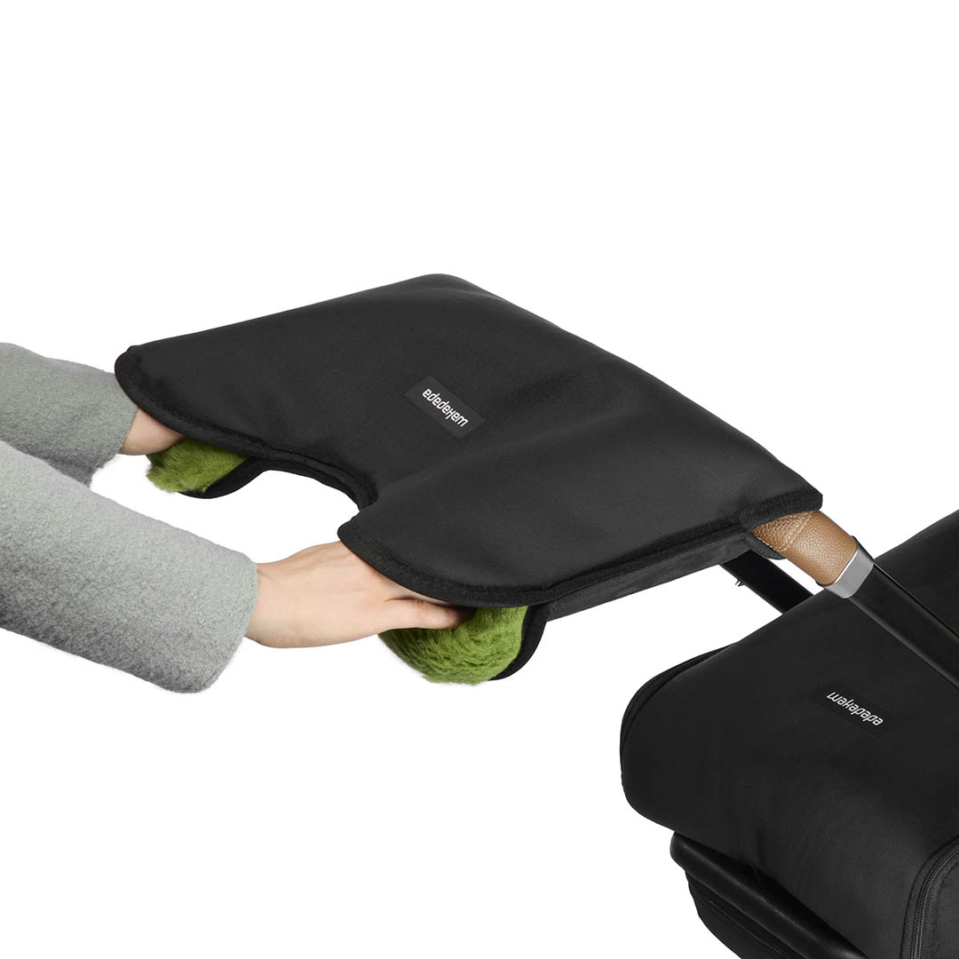 Merino Handwärmer "Nero"